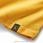 vestir Leatherman camiseta de manga corta con insignia Heritage amarillo T44R293 - Leatherman Super Tool 300 - Image 4